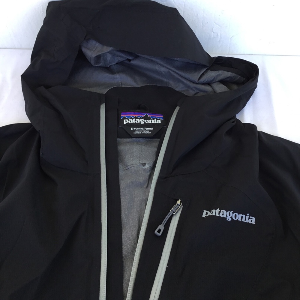 Patagonia Women's Stretch Rainshadow Jacket - Picture 3 of 7